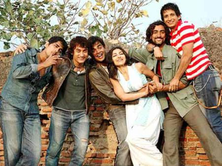 Youth Day: बॉलीवुड की टॉप 6 फिल्में, जो युवा न करें मिस