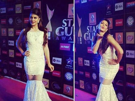 OOPS:ड्रेस ने किया जैकलीन को परेशान, गोद में उठाकर ले गए लोग!