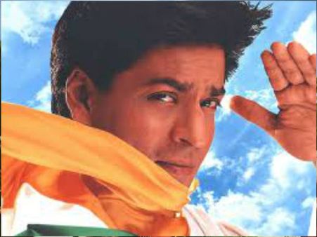 शाहरूख को याद आई दिल्ली की परेड, बॉलीवुड ने मनाया गणतंत्र का जश्न