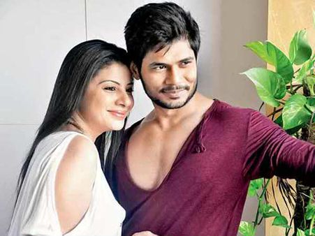 शादी टूटने के डर से संभावना ने छोड़ा घर, डिंपी ले सकती थीं बदला?