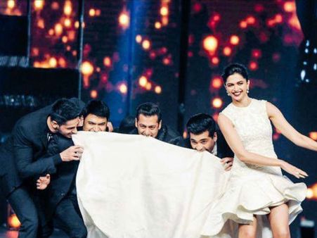 फिल्मफेयर PICS:दीपिका के गाउन को ऐसे खींच, तौलिया डांस करने लगे सलमान!