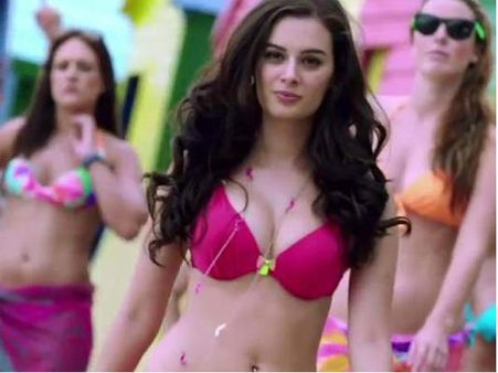 'रियल लाइफ में बिकिनी गर्ल नहीं हूं मैं'