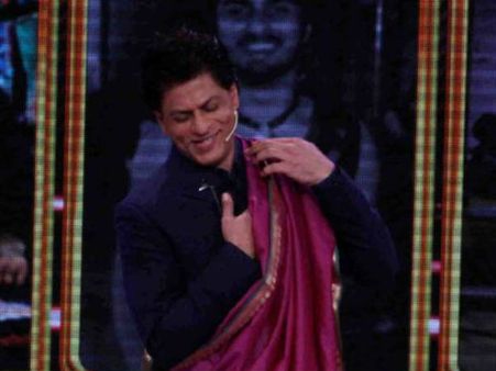 शाहरुख को बाहों में उठा दौड़ गये रित्विक