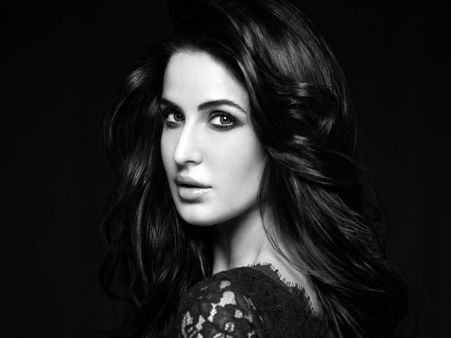 श्वेता तिवारी का कमेंट- सन्नी से लेकर कैटरीना तक सिर्फ गोरी चमड़ियां चाहते हैं Indians