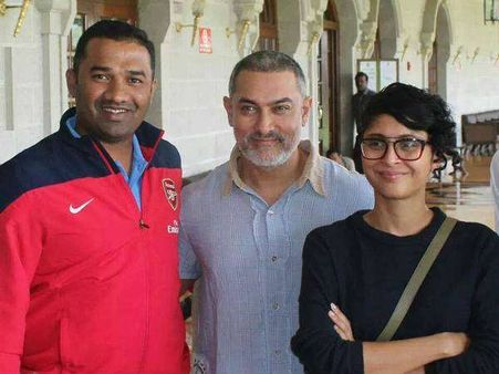 Shocking दंगल के लिए अपने स्वास्थ्य के साथ खिलवाड़ कर रहे आमिर खान