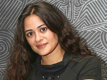 छेड़छाड़ होने पर पकड़ के पीटा, पहुंचाया थाने!