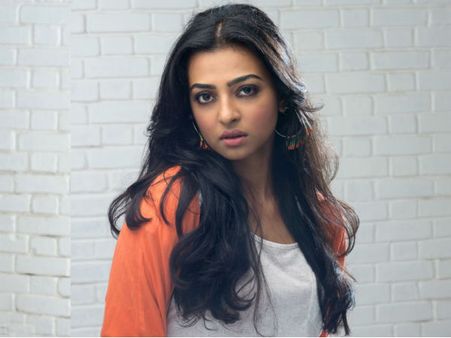 'बदलापुर' की इस एक्ट्रेस ने बताया, फिल्मों में सेक्स क्यों है बिकाऊ!