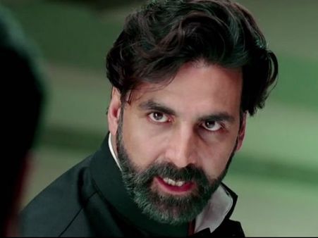 ATTENTION: लड़कियां अब अक्षय कुमार से सीखिए सेल्फ डीफेंस