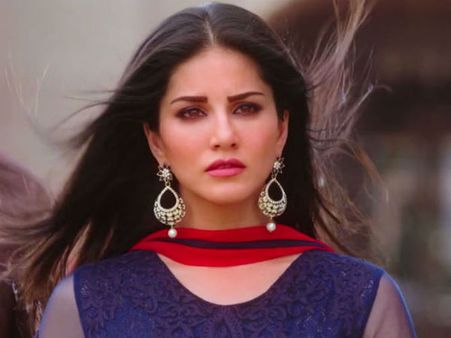 Box Office Report एक पहेली लीला को पहले दिन मिला ठंडा रिस्पॉंस!