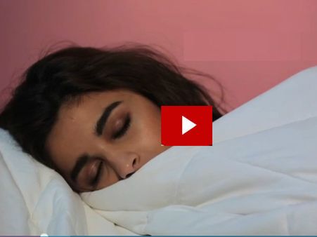 VIDEO: नींद में ऐसे बक बक करती हैं आलिया भट्ट!