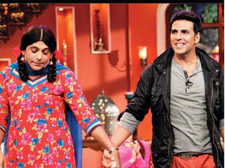 ALERT: 'गब्बर इज़ बैक' की विलेन है कॉमेडी नाइट्स की 'गुत्थी'!