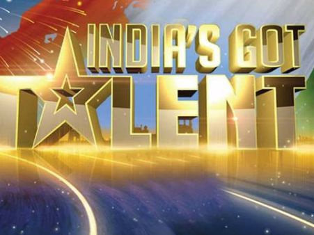 PHOTOS: इंडियाज़ गॉट टैलेंट पर पहंचे पीएम मोदी