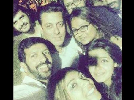 PICS: जब सलमान संग 'बजरंगी भाईजान' की टीम ने की जमकर पार्टी