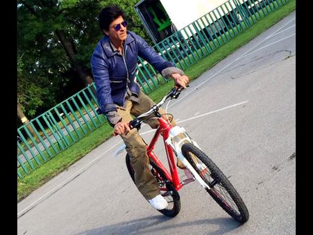 सेलिब्रिटी होना गर्व की बात..खुदा की मेहरबानी- शाहरुख खान