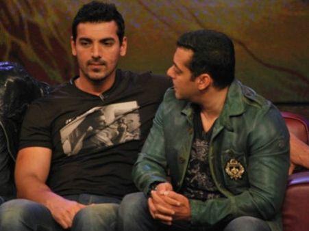 CLASH: क्या जॉन अब्राहम को सलमान से पंगा भारी पड़ेगा?