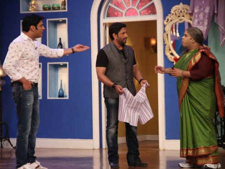 PHOTOS: कॉमेडी नाइट्स विद कपिल में दृश्यम की टीम..लेकिन नया होस्ट