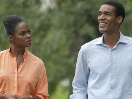 FIRST LOOK: शाहरूख स्टाईल बराक ओबामा...सेनोरिटा के साथ!