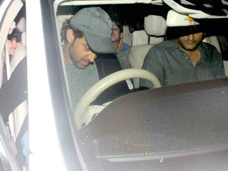 PICS: किसके साथ थी ऋतिक रोशन की मूवी डेट?