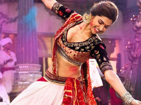 #BollywoodBan: लो इस देश में नहीं बजेगें अब बॉलीवुड गाने !