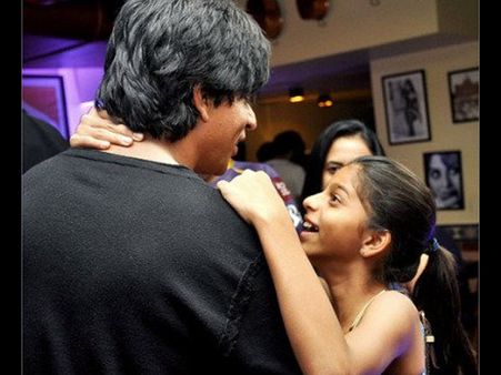Unseen Pictures जब अनजाने में कैमरे में कैद हो गये बादशाह शाहरुख खान