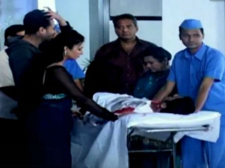 ये है मोहब्बतें: मौत के मुंह में पहुंचा रमन, बचा पाएगी इशिता?