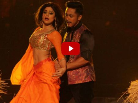 VIDEO: माधुरी दीक्षित को दिया ये धक धक ट्रिब्यूट इतना हॉट है....कि आप देखते रह जाएंगे