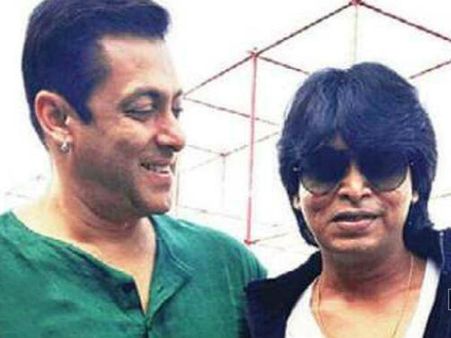 .. जब 'बजरंगी भाईजान' के सेट पर शाहरूख खान से मिले सलमान!