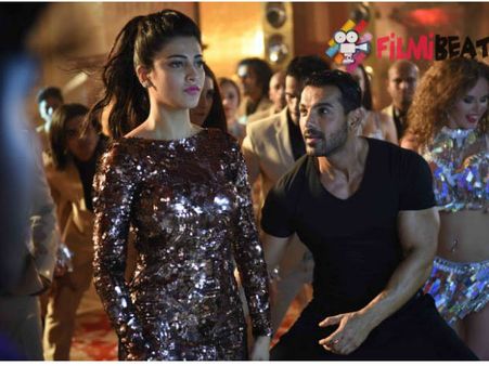 Box Office हिट होने के लिए वेलकम बैक को चाहिए 200 करोड़!