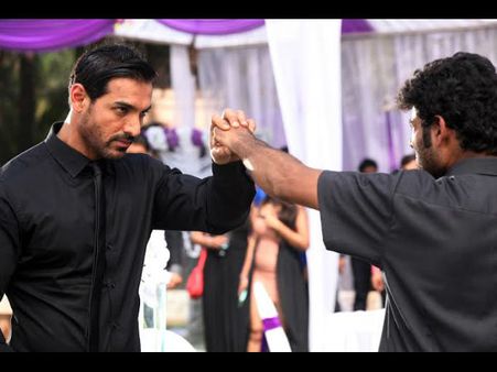 BOX OFFICE: 'वेलकम बैक' का धमाल, अक्षय कुमार की 'बेबी' हुई पीछे!