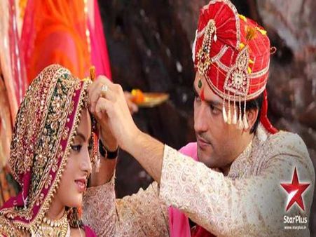 दिया और बाती हम: सूरज-संध्या के वेडिंग पुलाव में भाभो का मेलो-ड्रामा
