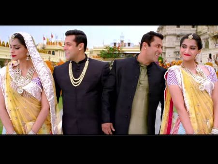 REJECTED: सलमान और सोनम की ये 'हरकत' फैन्स को कतई नापसंद!