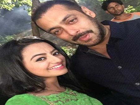 प्रेम रतन धन पायो प्रमोशन: स्वरागिनी के सेट पर सलमान - सोनम की 'प्रेम लीला'
