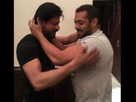 ALERT: करण जौहर की फिल्म में शाहरूख नहीं.. सलमान खान होंगे हीरो!