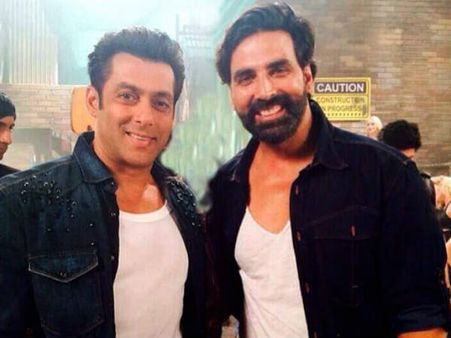 BATTLE: सलमान खान Vs अक्षय कुमार...किसके हाथ आएगी ये ब्लॉकबस्टर!