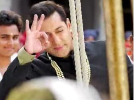 BOX OFFICE: 'प्रेम रतन धन पायो'.. आमिर को किया पीछे, अब शाहरूख की बारी!