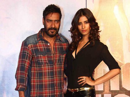 DHAMAKA: अजय देवगन के साथ डेब्यू और सलमान के साथ....