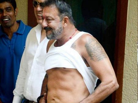 CONFIRM: मार्च में संजय दत्त रिहा, होली पार्टी सलमान की तरफ से