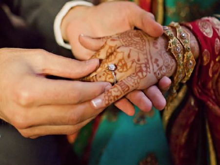 Sshhh PHOTOS: अमन वर्मा ने की इस टीवी एक्ट्रेस से सीक्रेट सगाई, तस्वीरें वायरल