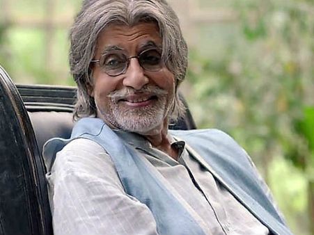 अमिताभ बच्चन BOX OFFICE रिपोर्ट - 100 करोड़ हिट करेगी 'वजीर'!