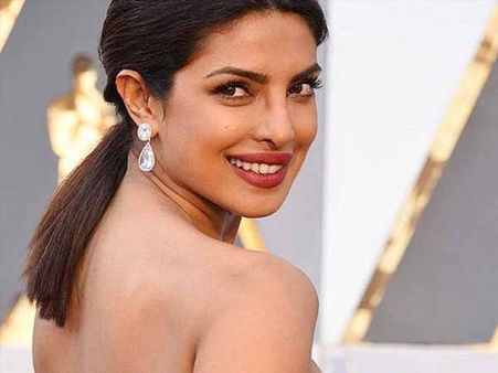 इस एक्ट्रेस की सेल्फी देख.. सलमान की सेल्फी भूल जाएंगे!