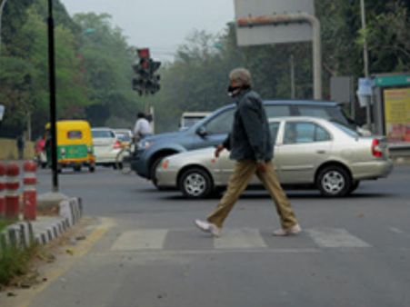 ये है दिल्ली मेरे यार....किसी ने नहीं पहचाना...सड़कों पर घूमा सुपरस्टार!