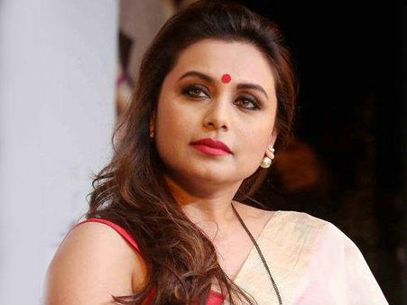 तीनों 'खान' की एक्ट्रेस बनी भाभी वोल्डेमार्ट..जानिए और भी !