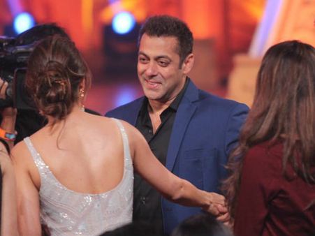 #Celebration: सलमान ने शादी की अफवाहों के बीच ये आखिरी काम कर ही डाला!