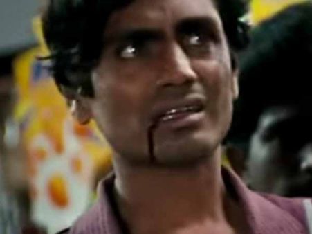 देखिए जरा..सिर्फ मुन्नाभाई नहीं इन फिल्मों में भी दिख चुके हैं नवाजुद्दीन सिद्दिकी !