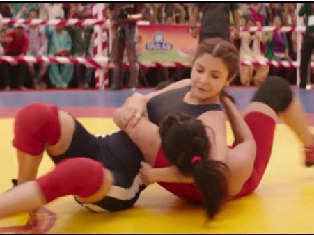 #SultanTeaser: 10 बेस्ट सीन्स.. सिर्फ 'सलमान खान की एक्ट्रेस' नहीं अनुष्का!