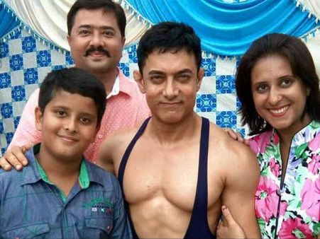 OUCH.. आमिर खान का यह 'दंगल' लुक देख.. डर जाएंगे सलमान खान!