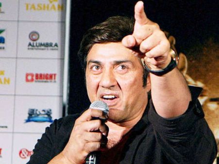 ALERT: सनी देओल....एक गदर फिल्म...2 गदर सीक्वल!