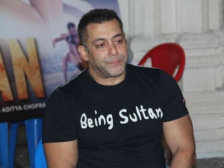 #Trouble: साढ़े सात दिन बाद वापस शुरू होगी सलमान की साढ़े साती