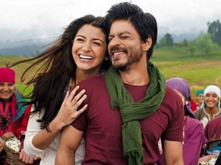 ''मैं शाहरूख खान के साथ एक 'जबरदस्त' रोमांटिक फिल्म करना चाहती थी....''
