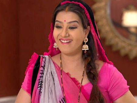 Wow..ऋषि कपूर के साथ 'भाभीजी' का आइटम नंबर..पहले ही सुपरहिट!